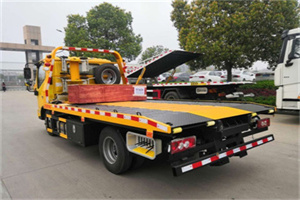 高坪区道路救援拖车报价